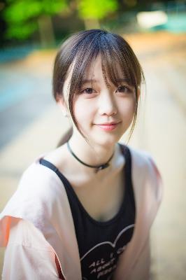 善良的女秘书的目的