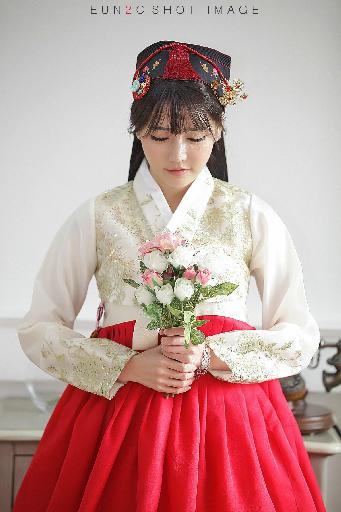 无颜之月在线观看