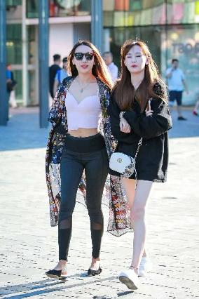 成年二人世界免费观看电视剧