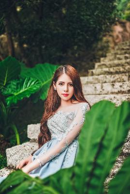 黑色蕾丝透视露胸旗袍连衣裙