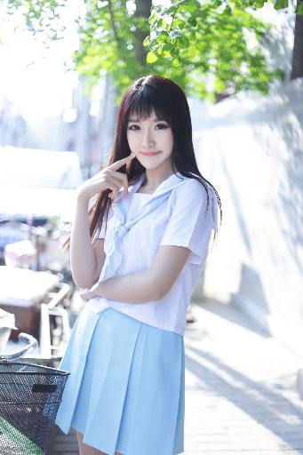 老婆出差闺蜜来家住几天